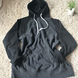 Zine oversized, black and gray color block streetwear Skater chill hoodi…